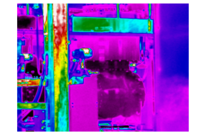 500kv變電站  紅外成像檢漏